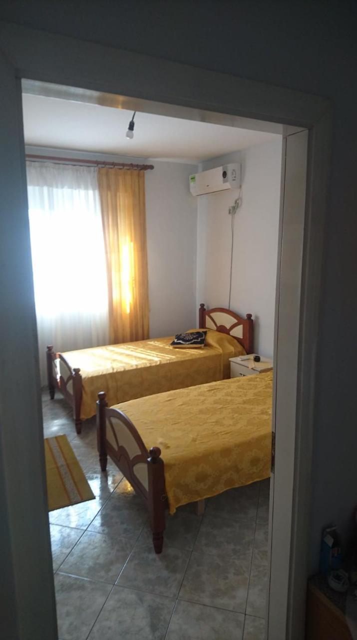 C&S Appartment Vlore Luaran gambar